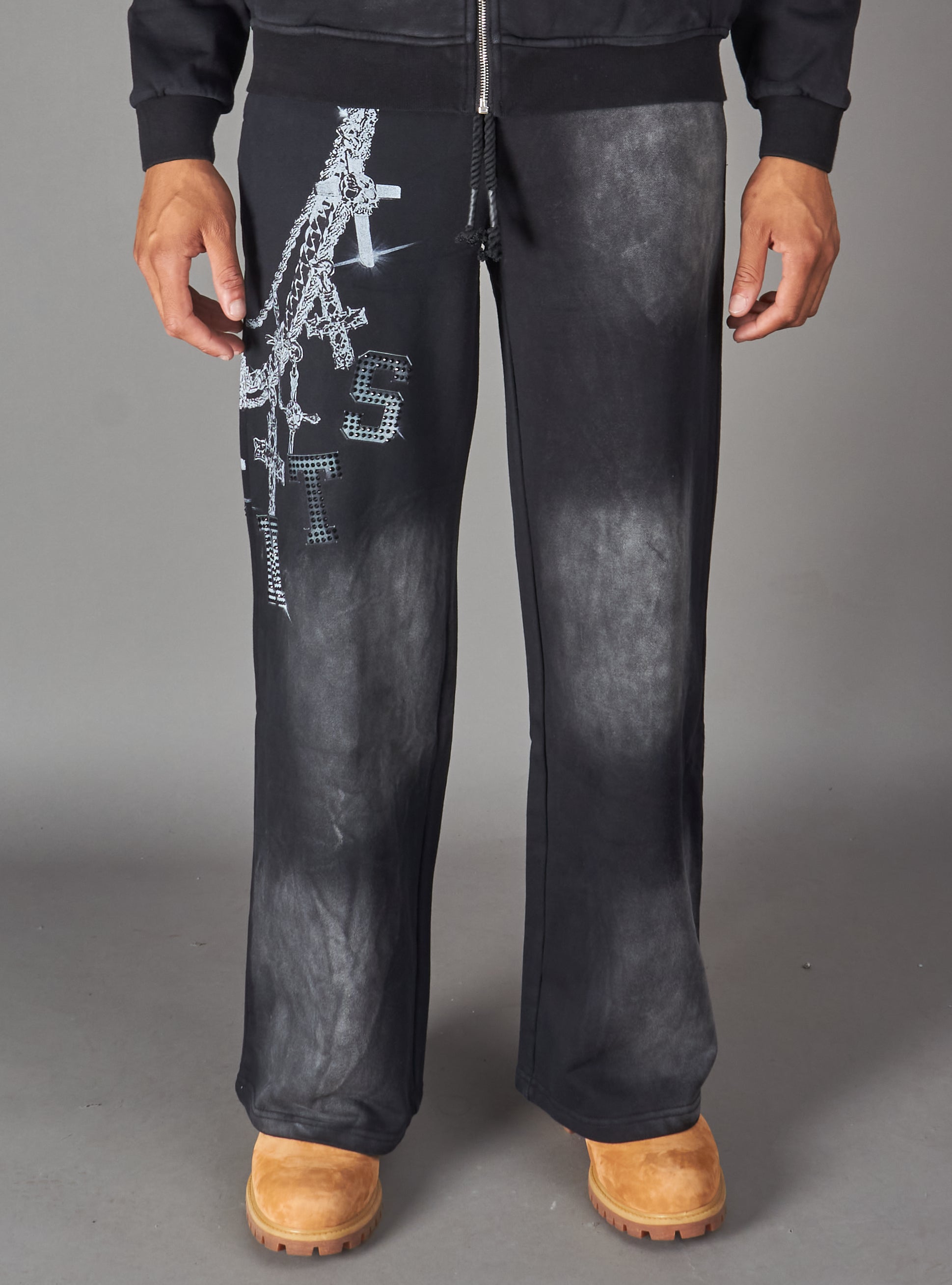 Politics Sweatpant - Luric - Black - 136