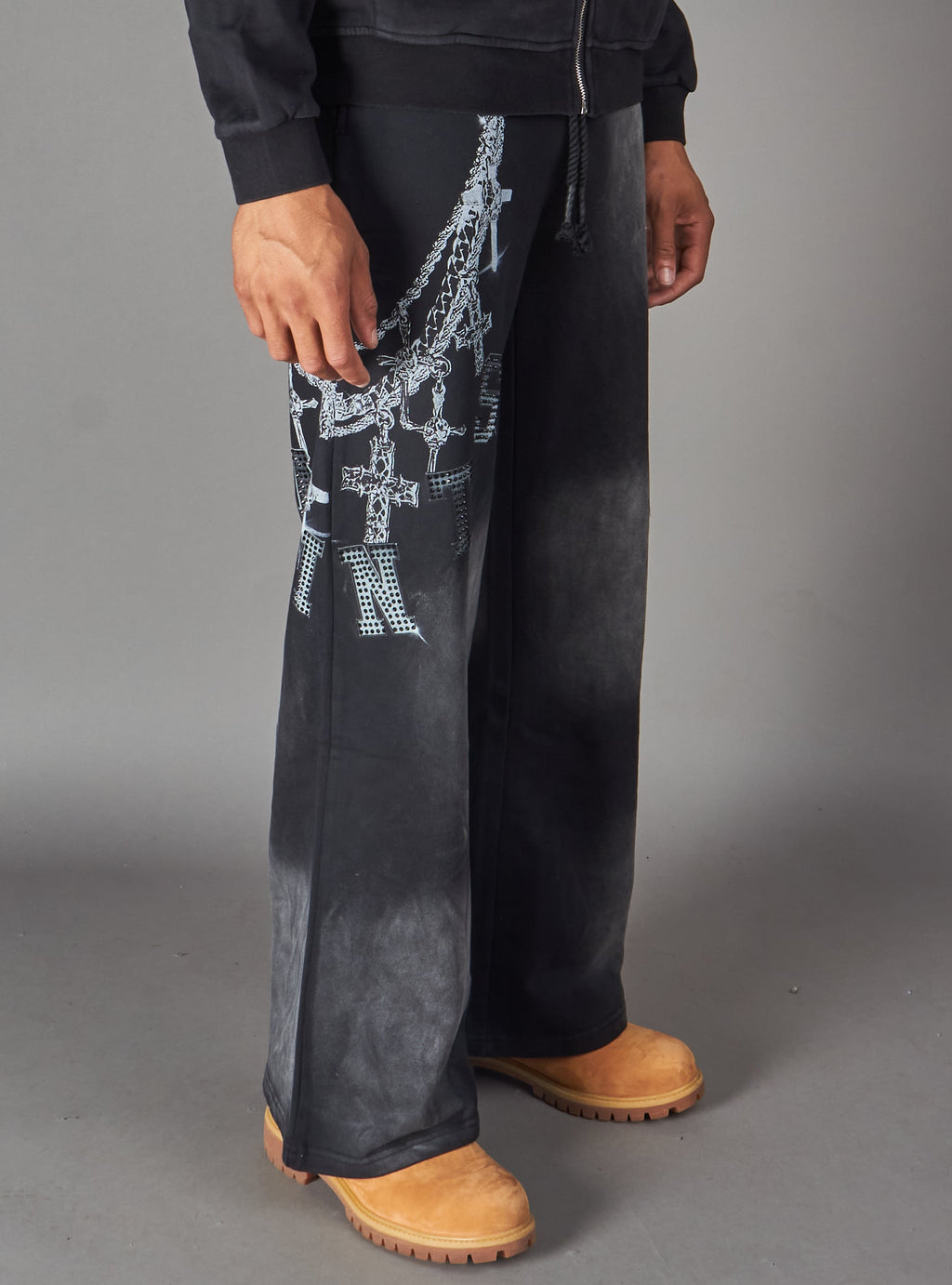 Politics Sweatpant - Luric - Black - 136