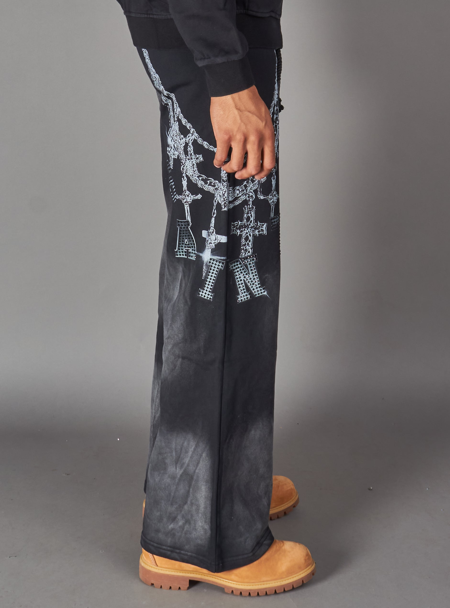 Politics Sweatpant - Luric - Black - 136