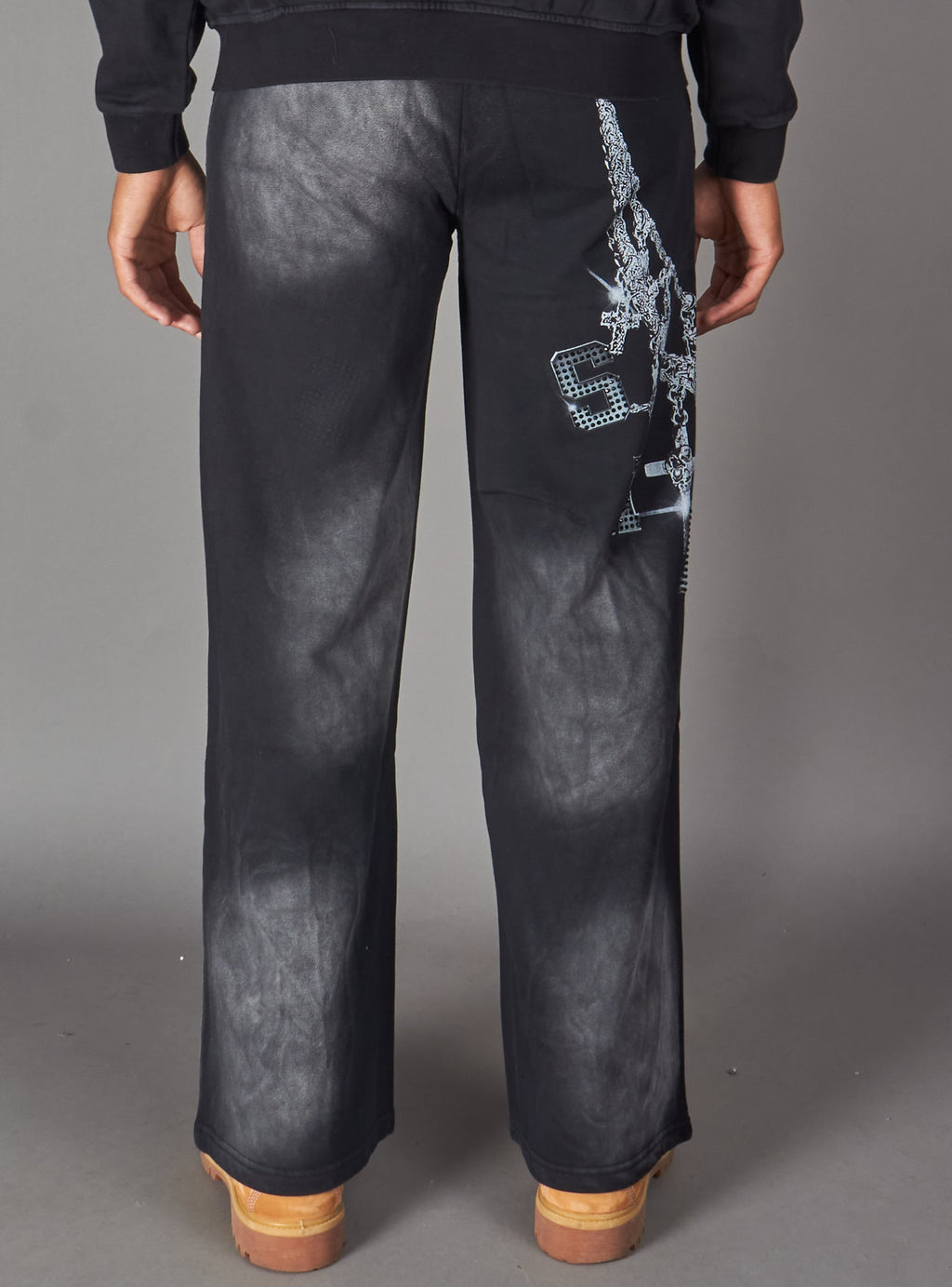 Politics Sweatpant - Luric - Black - 136