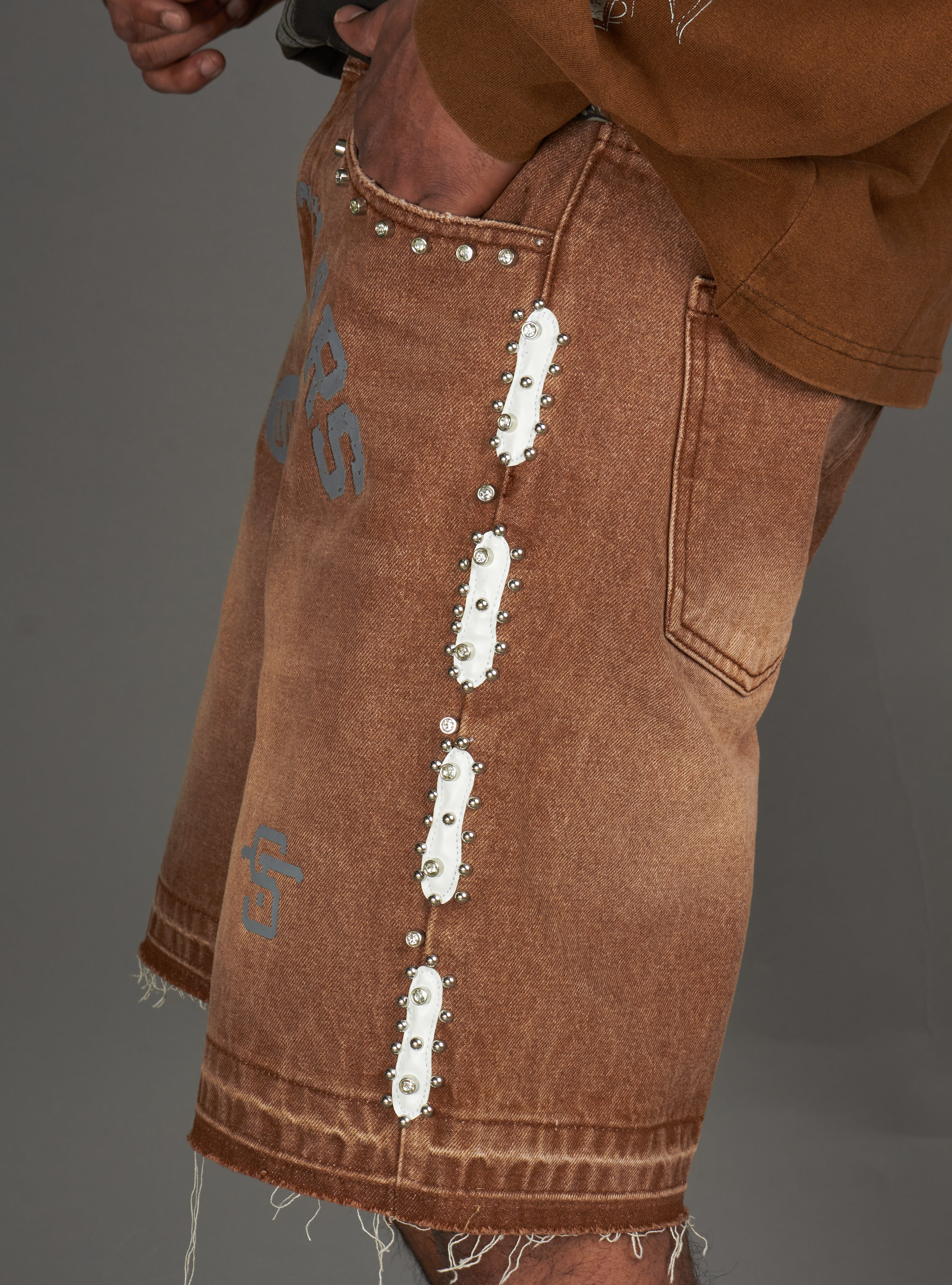 NME Shorts - Herman -  Brown - 752