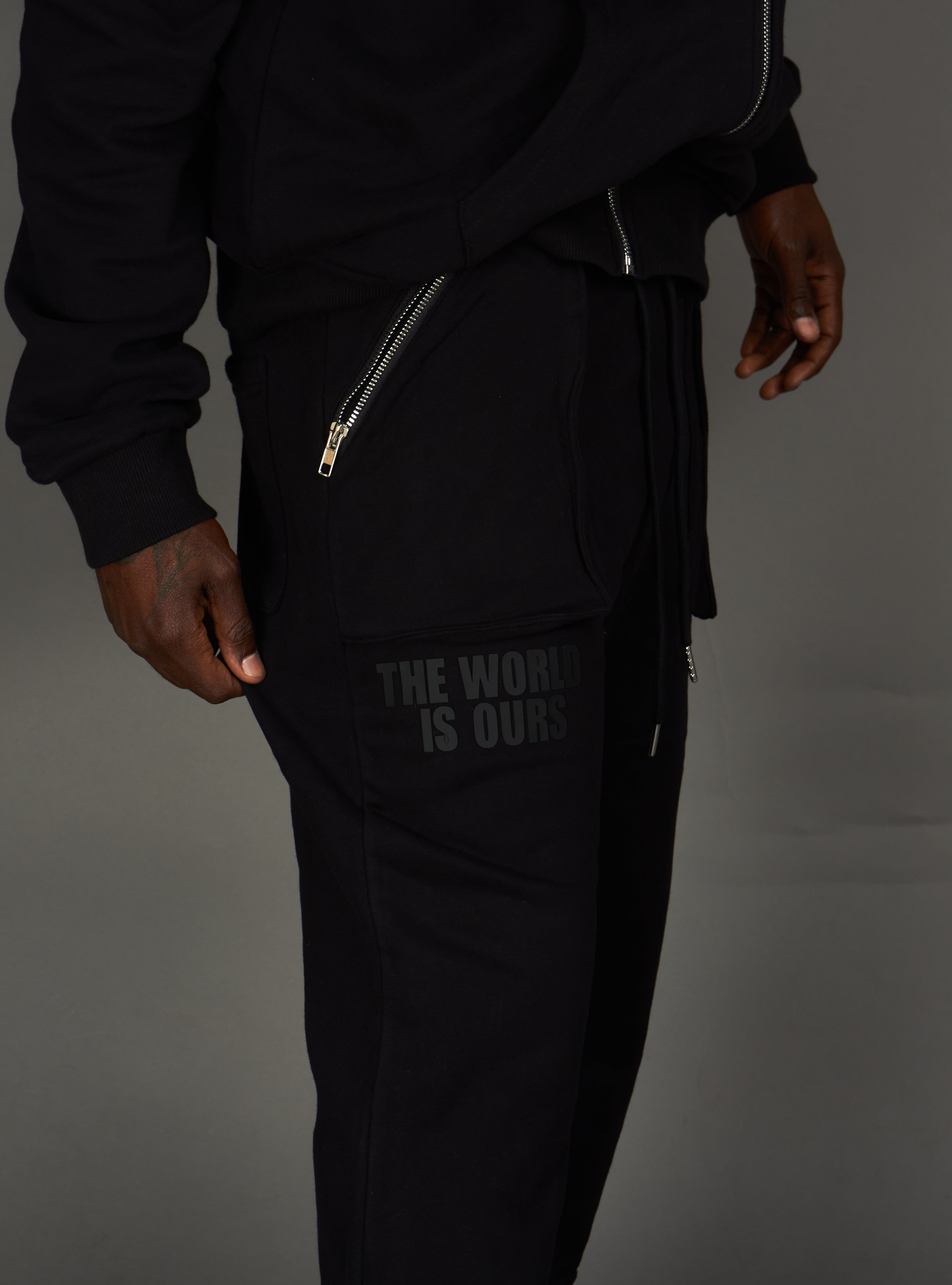 Politics Sweatsuit - Twin - Black - 180
