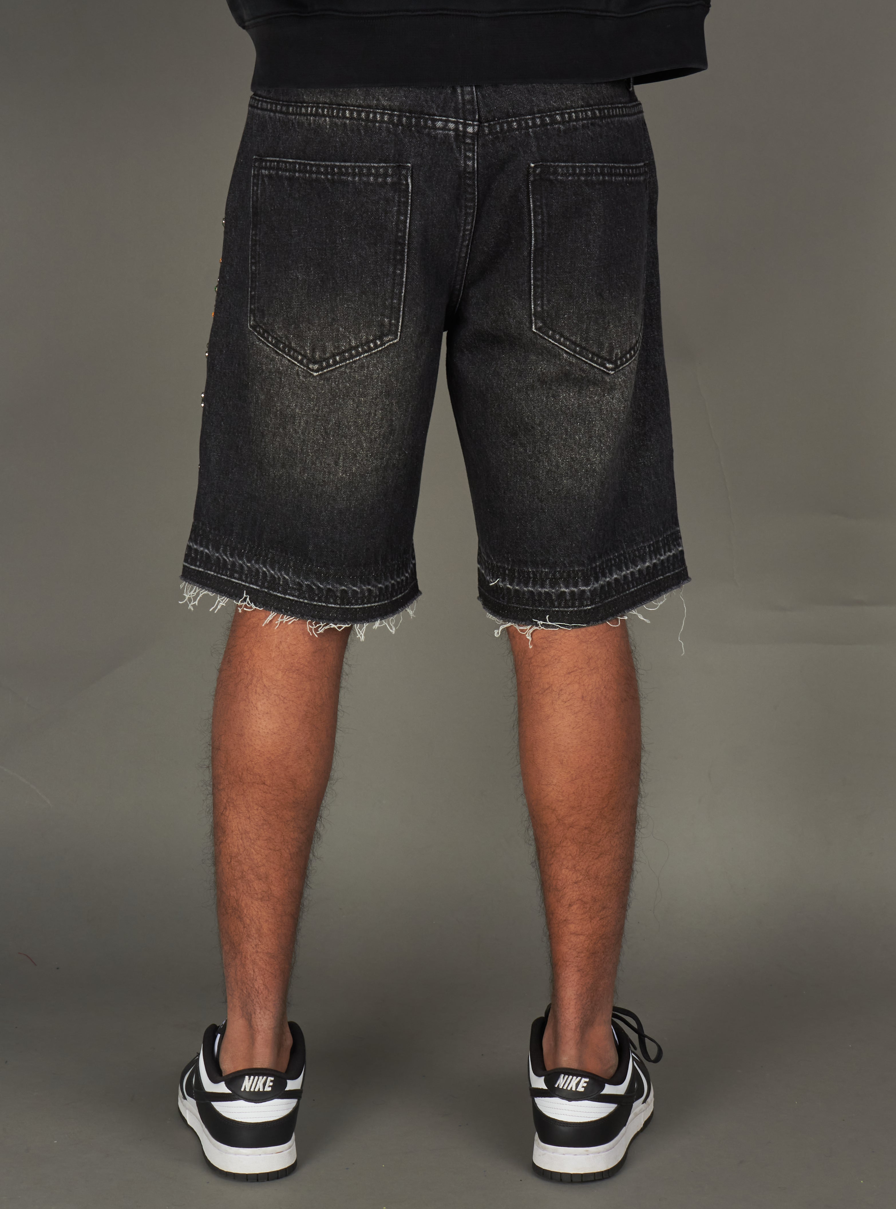 NME Shorts - Bud - Black - 285