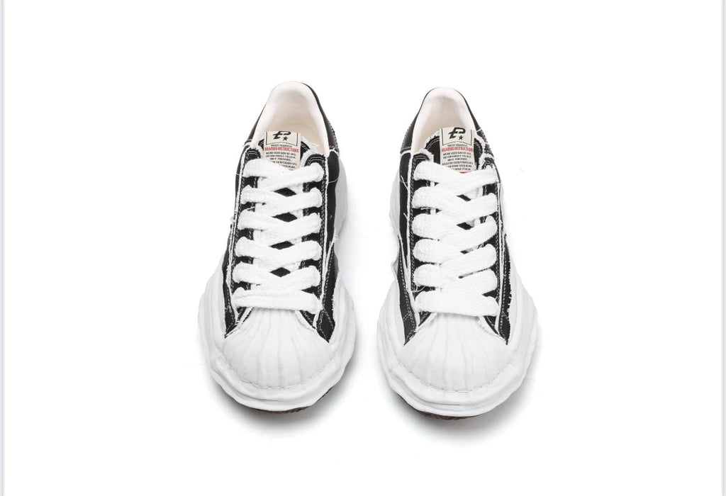 Politics Shoes - Dubai - Black - 423