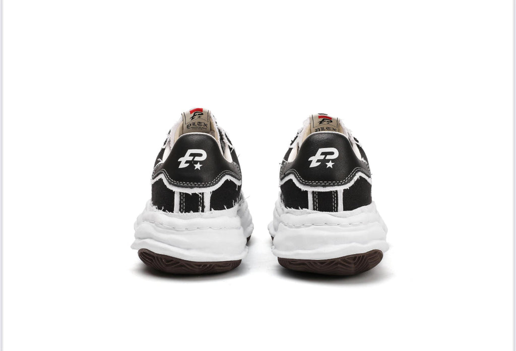 Politics Shoes - Dubai - Black - 423